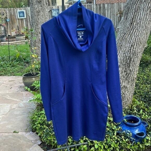 ▶️ Mountain Hard wear ◀️ Cowl / Turtleneck Dress. Size Small - Picture 1 of 9
